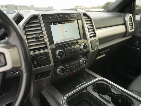 Used 2019 Ford F250 Platinum w/ Platinum Ultimate Package image 26