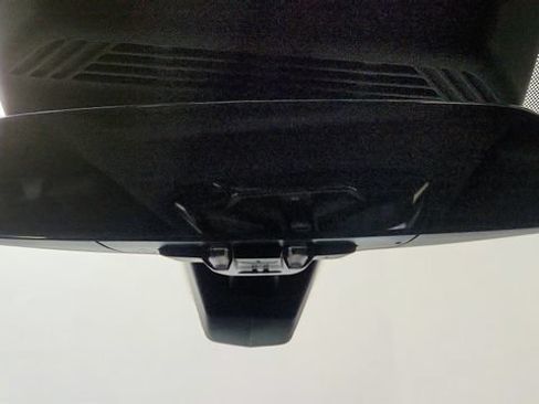 Used 2025 BMW i7 xDrive60 w/ Executive Package RWD image 69