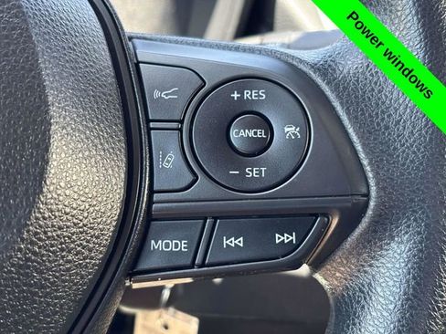 Used 2021 Toyota Corolla LE FWD image 14