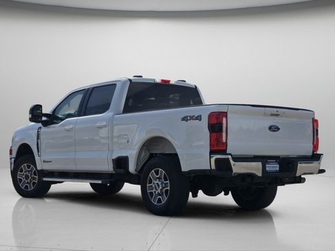 Used 2025 Ford F250 Lariat AWD/4WD image 20