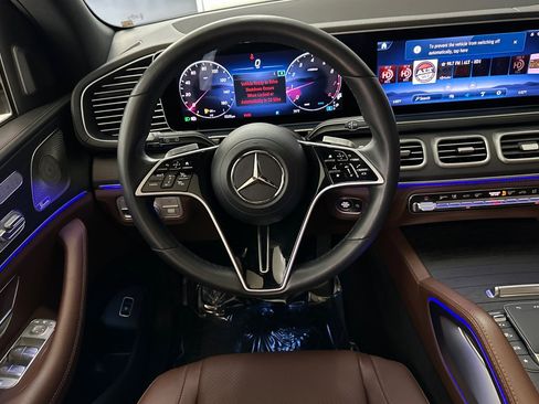 Used 2024 Mercedes-Benz GLE 350 4MATIC image 29