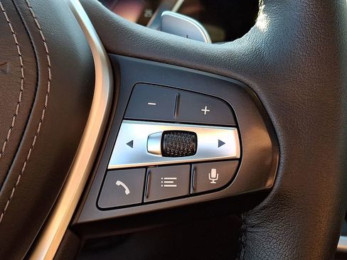 Used 2024 BMW X5 xDrive40i w/ Executive Package image 17