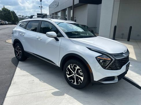 Certified 2024 Kia Sportage EX AWD/4WD image 1