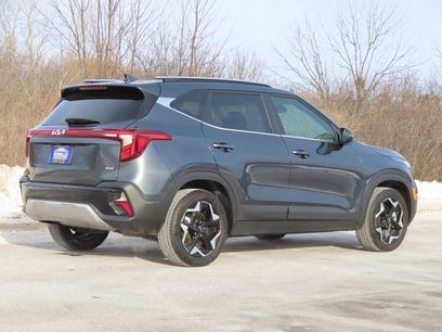 Used 2024 Kia Seltos EX