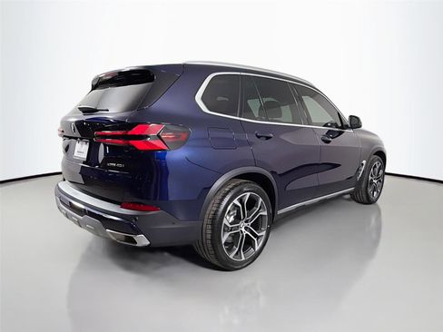 New 2026 BMW X5 xDrive40i AWD/4WD image 6