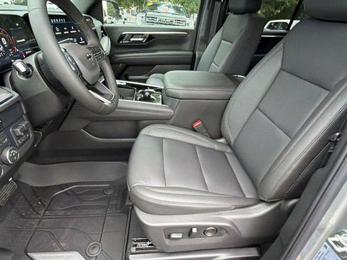 New 2026 Chevrolet Tahoe Z71 w/ Comfort Package AWD/4WD image 17