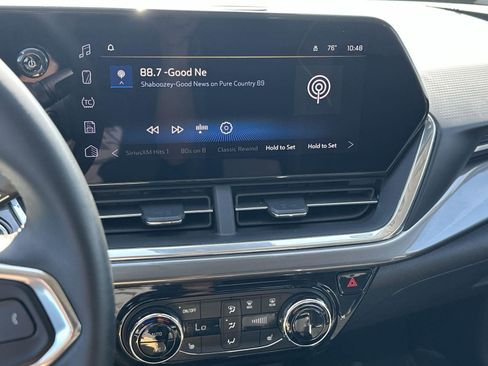 Certified 2024 Chevrolet Trax ACTIV w/ Driver Confidence Package image 15