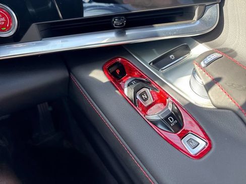 Used 2022 Chevrolet Corvette Stingray Coupe w/ Chrome Exterior Badge Package RWD image 20