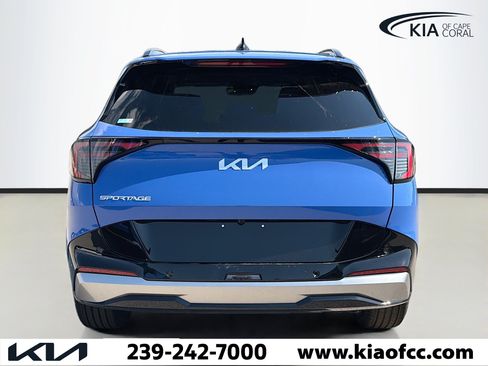 New 2026 Kia Sportage SX FWD image 4
