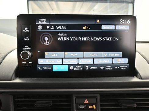 Used 2025 Honda Pilot EX-L image 26