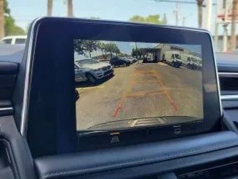 Used 2022 Chevrolet Tahoe LT image 14