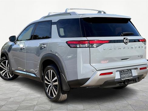 Used 2024 Nissan Pathfinder Platinum w/ Cargo Package image 11