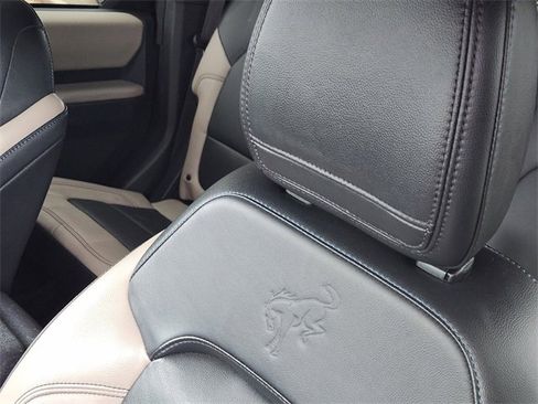 Used 2023 Ford Bronco Wildtrak image 24