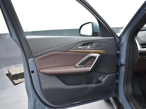 New 2025 BMW X1 xDrive28i w/ Convenience Package image 10