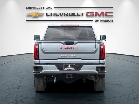New 2026 GMC Sierra 2500 Denali w/ Denali Reserve Package image 4
