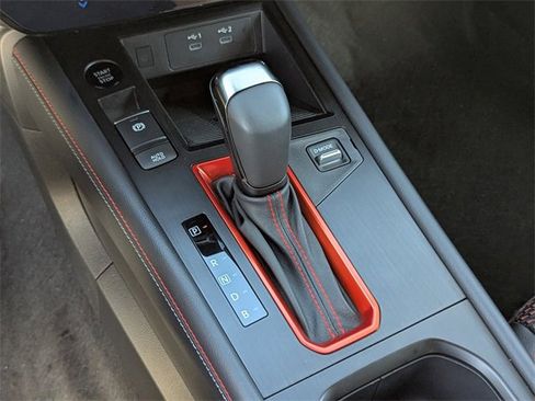 Certified 2025 Nissan Kicks SR image 34