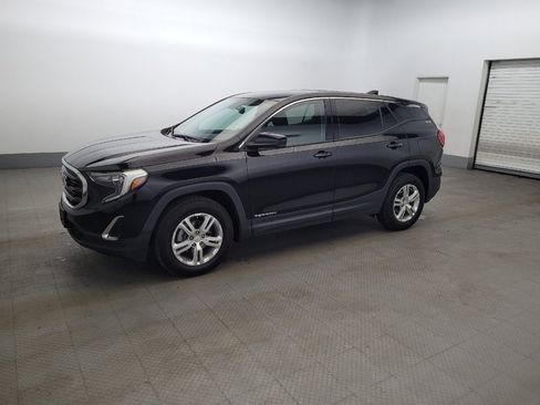 Used 2018 GMC Terrain SLE AWD/4WD image 2