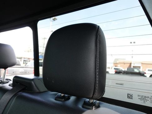 Used 2022 Ford F150 Lariat w/ Equipment Group 502A High AWD/4WD image 29