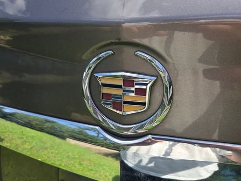 Used 2012 Cadillac SRX Luxury FWD image 4