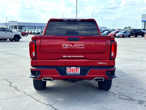 Used 2024 GMC Sierra 1500 AT4 w/ Technology Package image 9