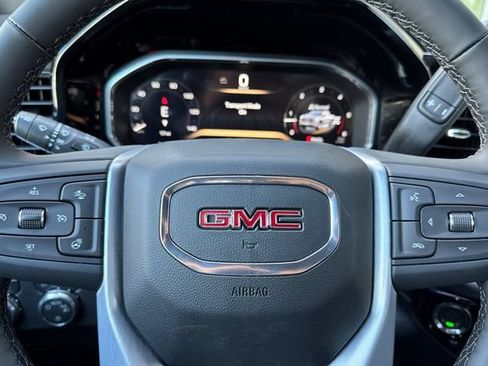 New 2026 GMC Sierra 1500 SLE w/ X31 Off-Road Package AWD/4WD image 26