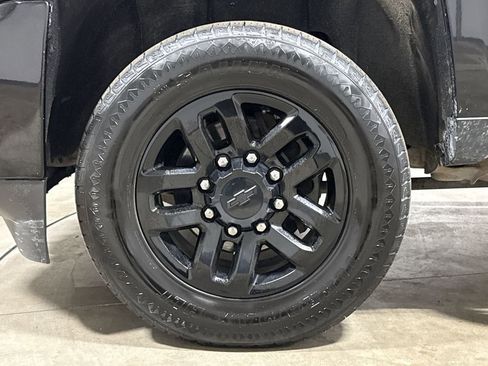 Used 2018 Chevrolet Silverado 2500 LT w/ Midnight Edition AWD/4WD image 26