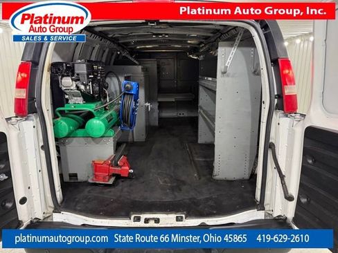 Used 2016 Chevrolet Express 3500 Extended image 26