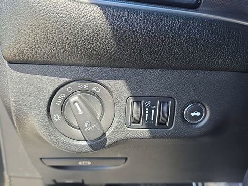 Used 2015 Dodge Challenger SRT w/ Technology Group image 26