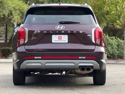 Used 2024 Hyundai Palisade Limited AWD/4WD image 5