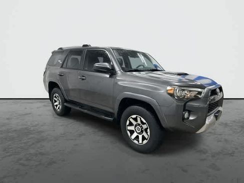 Used 2018 Toyota 4Runner TRD Off-Road AWD/4WD image 5