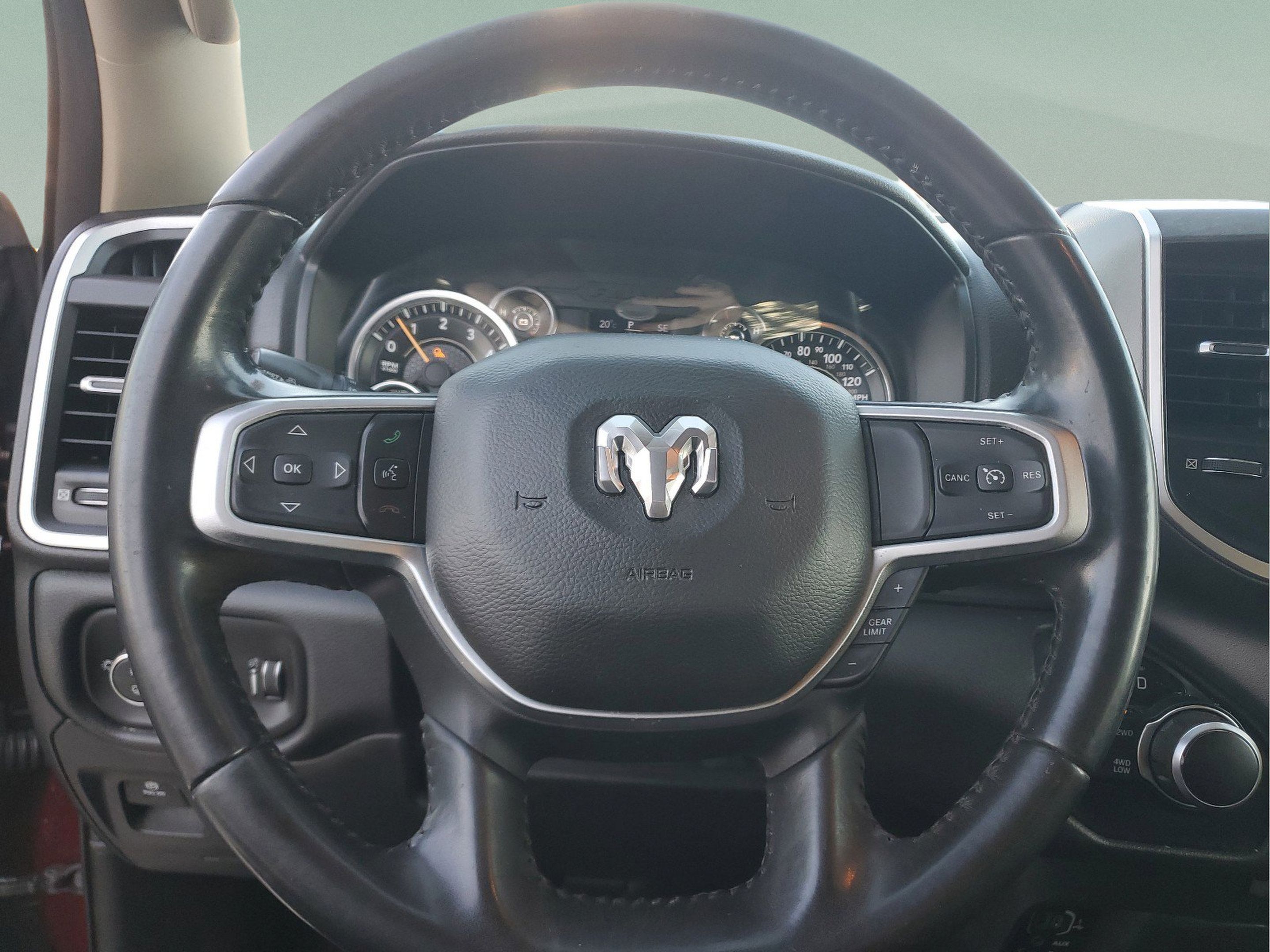 Used 2020 RAM 1500 Big Horn AWD/4WD image 26