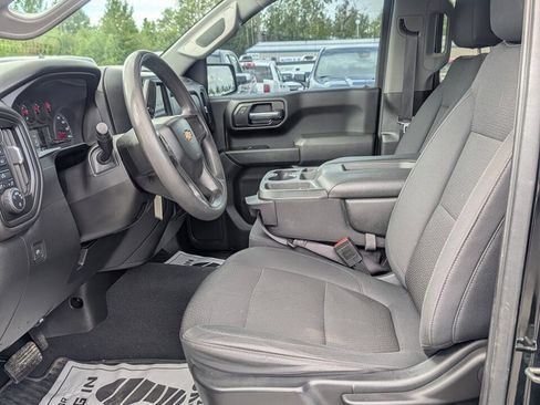 Used 2019 Chevrolet Silverado 1500 Custom w/ Custom Value Package AWD/4WD image 13