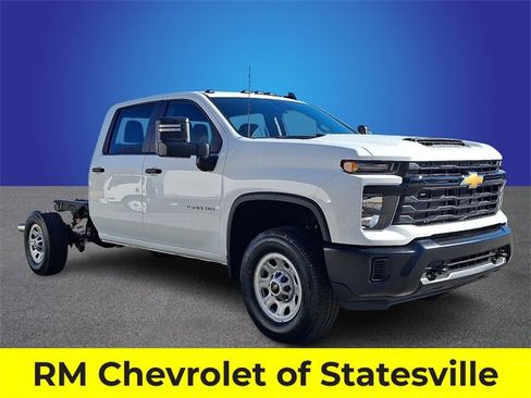 New 2026 Chevrolet Silverado 3500 W/T w/ WT Convenience Package image 2