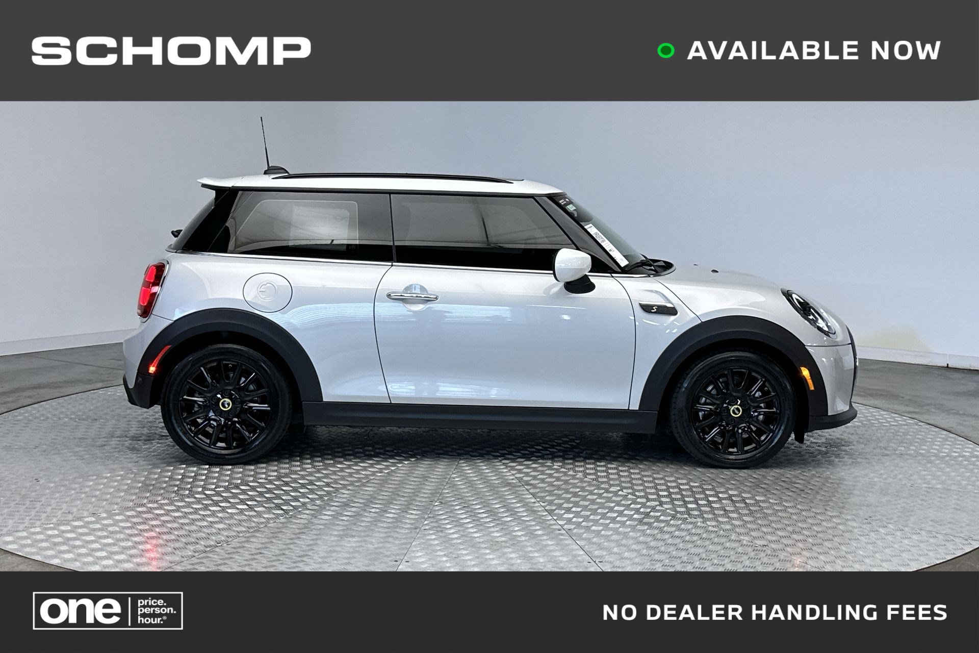 Used 2023 MINI Cooper SE FWD image 1