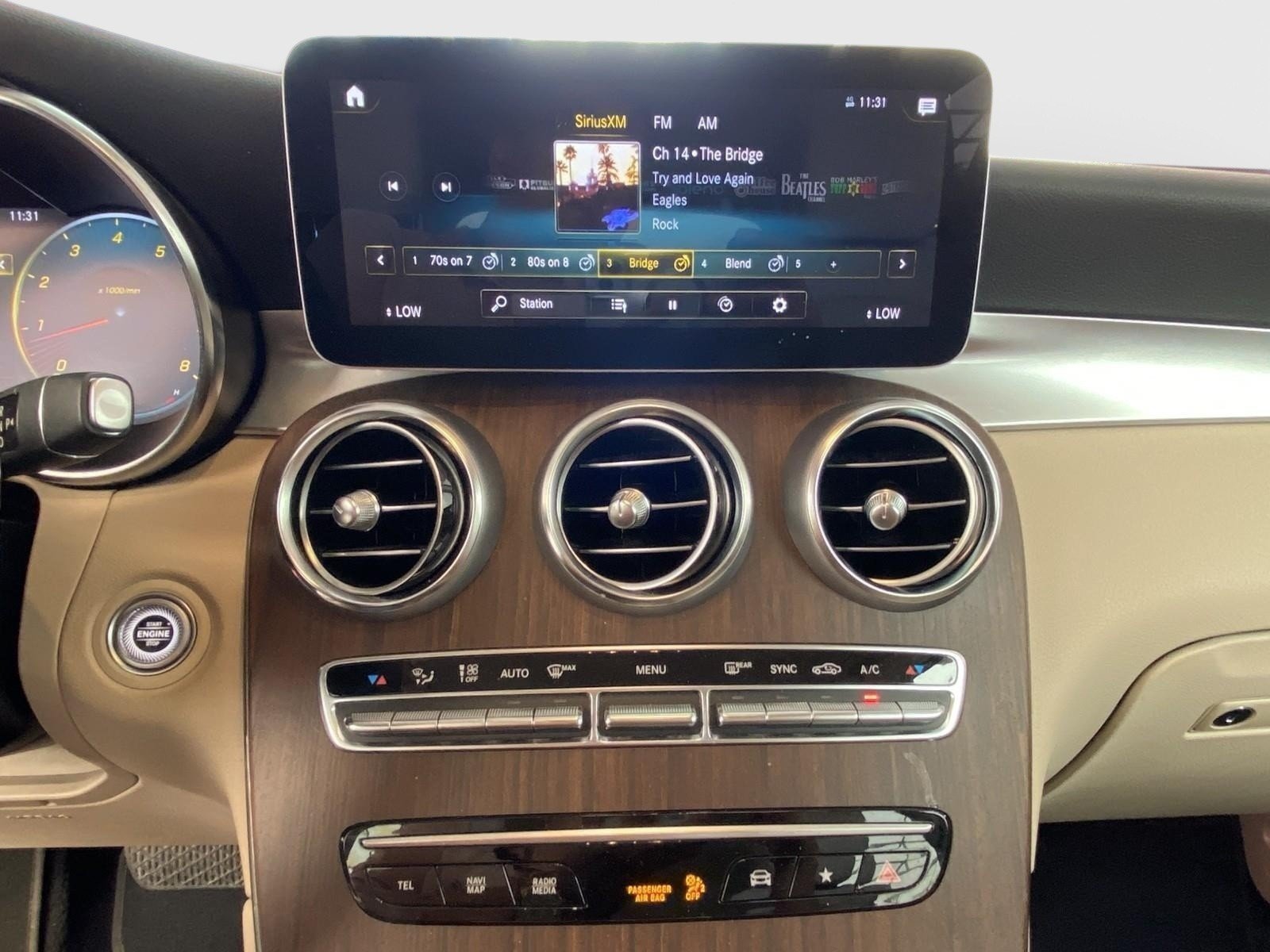 Used 2022 Mercedes-Benz GLC 300 4MATIC w/ Premium Package Lite image 22