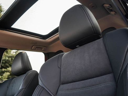 New 2025 Mitsubishi Outlander SE image 20