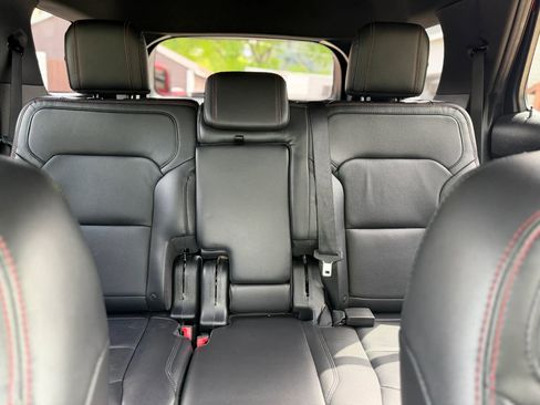 Used 2018 Ford Explorer Sport AWD/4WD image 32