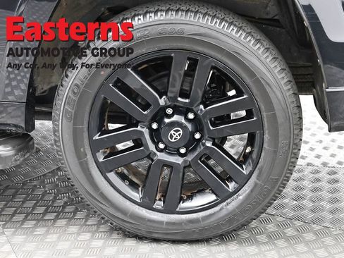 Used 2019 Toyota 4Runner Limited AWD/4WD image 32