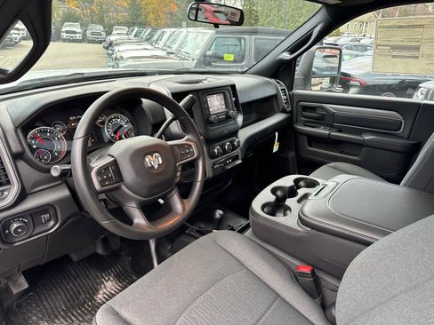 New 2024 RAM 3500 Tradesman image 15