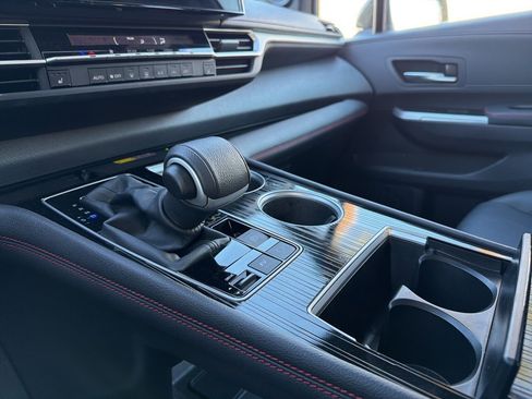 Used 2025 Toyota Sienna XSE w/ XSE Plus Package image 15