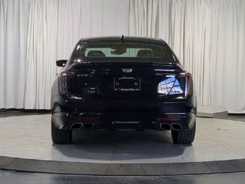 Used 2020 Cadillac CT5 V w/ Premium Package image 9