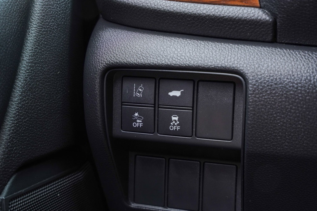 Used 2017 Honda CR-V Touring image 8