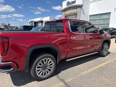 Used 2024 GMC Sierra 1500 Denali w/ Denali Reserve Package AWD/4WD image 8