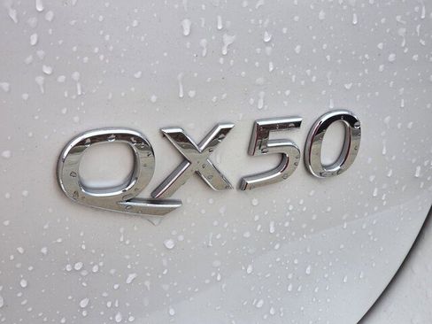 Used 2017 INFINITI QX50 Base w/ Premium Plus Package image 35