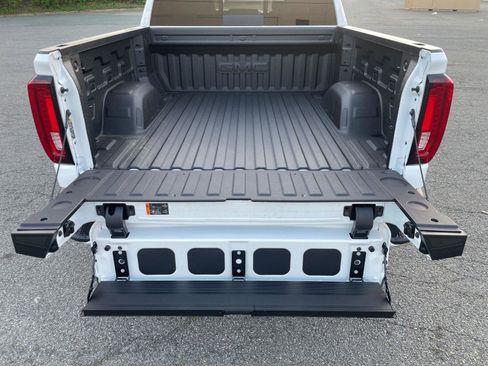 New 2026 GMC Sierra 1500 AT4 w/ AT4 Premium Package image 18