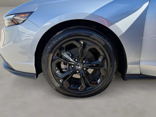 Used 2025 Honda Accord LX image 22