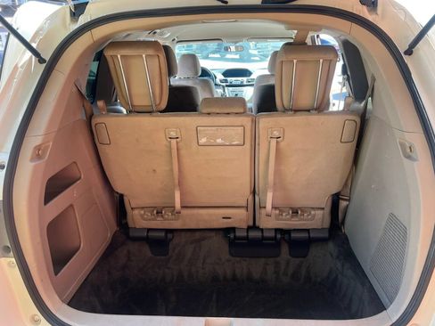 Used 2016 Honda Odyssey LX image 18