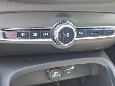 Used 2026 Volvo XC40 B5 Plus w/ Climate Package AWD/4WD image 29
