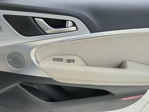 Used 2023 Genesis G70 2.0T w/ Sport Prestige Package image 24