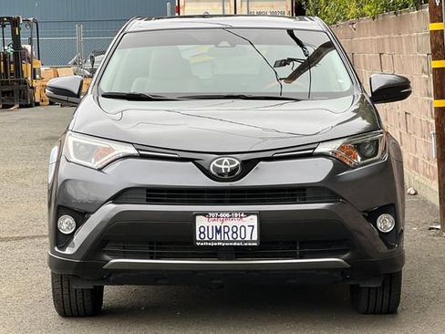 Used 2018 Toyota RAV4 XLE w/ All Weather Liner Package FWD image 11